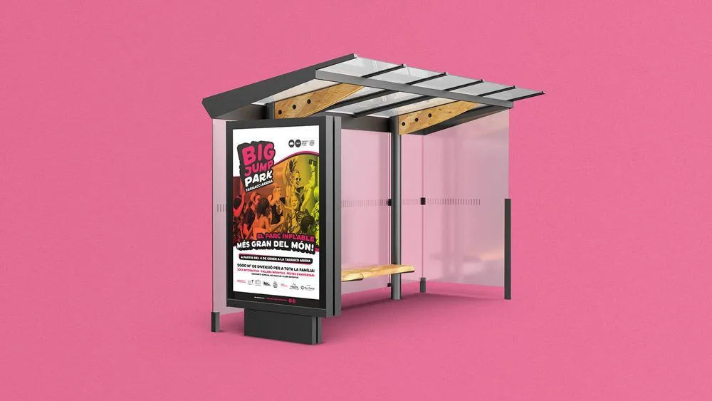 Marquesina con un cartel de Big Jump Park