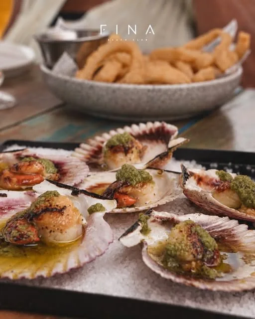 Zamburiñas y calamares en Fina