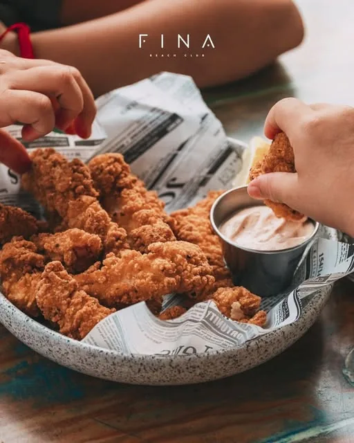 Plato para compartir en Fina