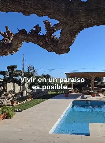 Portada del reel «Cuando sabes lo que buscas» con una vivienda con piscina