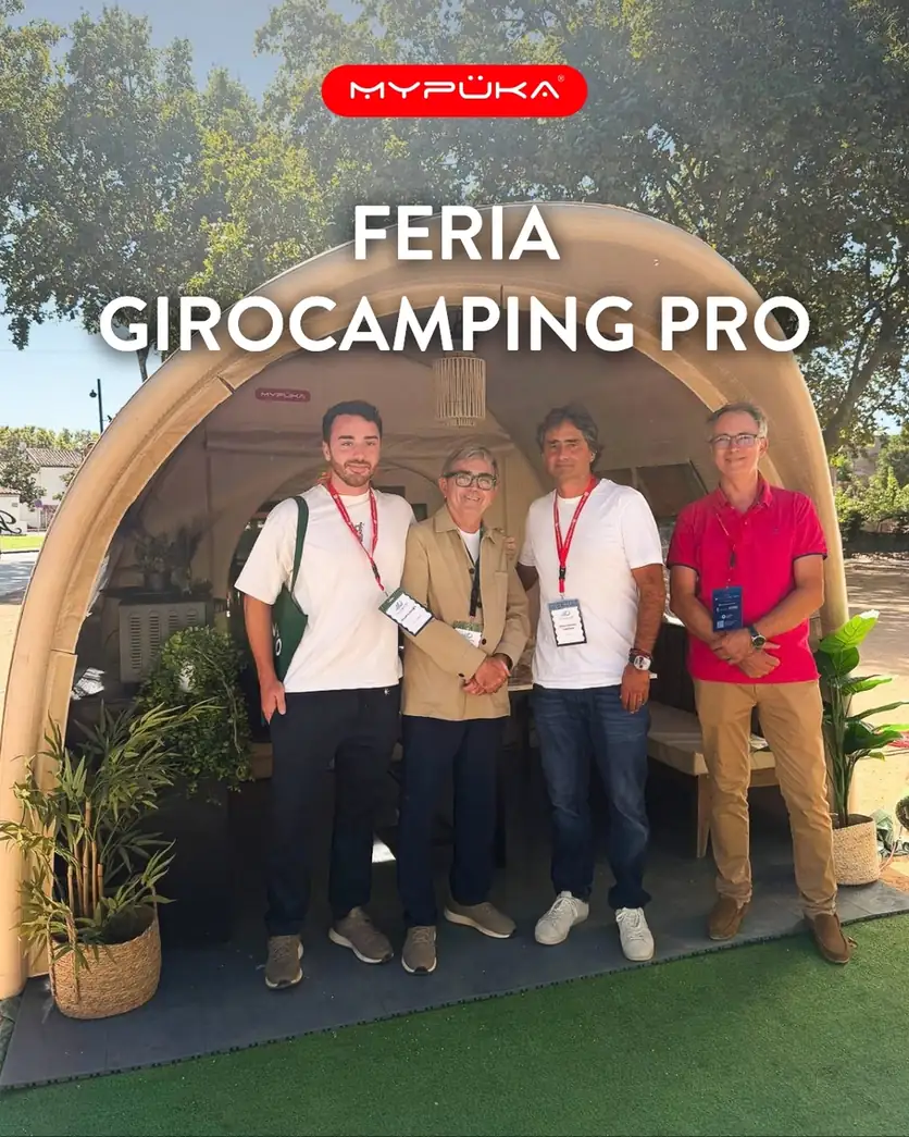 Publicación de Mypüka sobre su participación en la feria Girocamping PRO, con el equipo en el estand